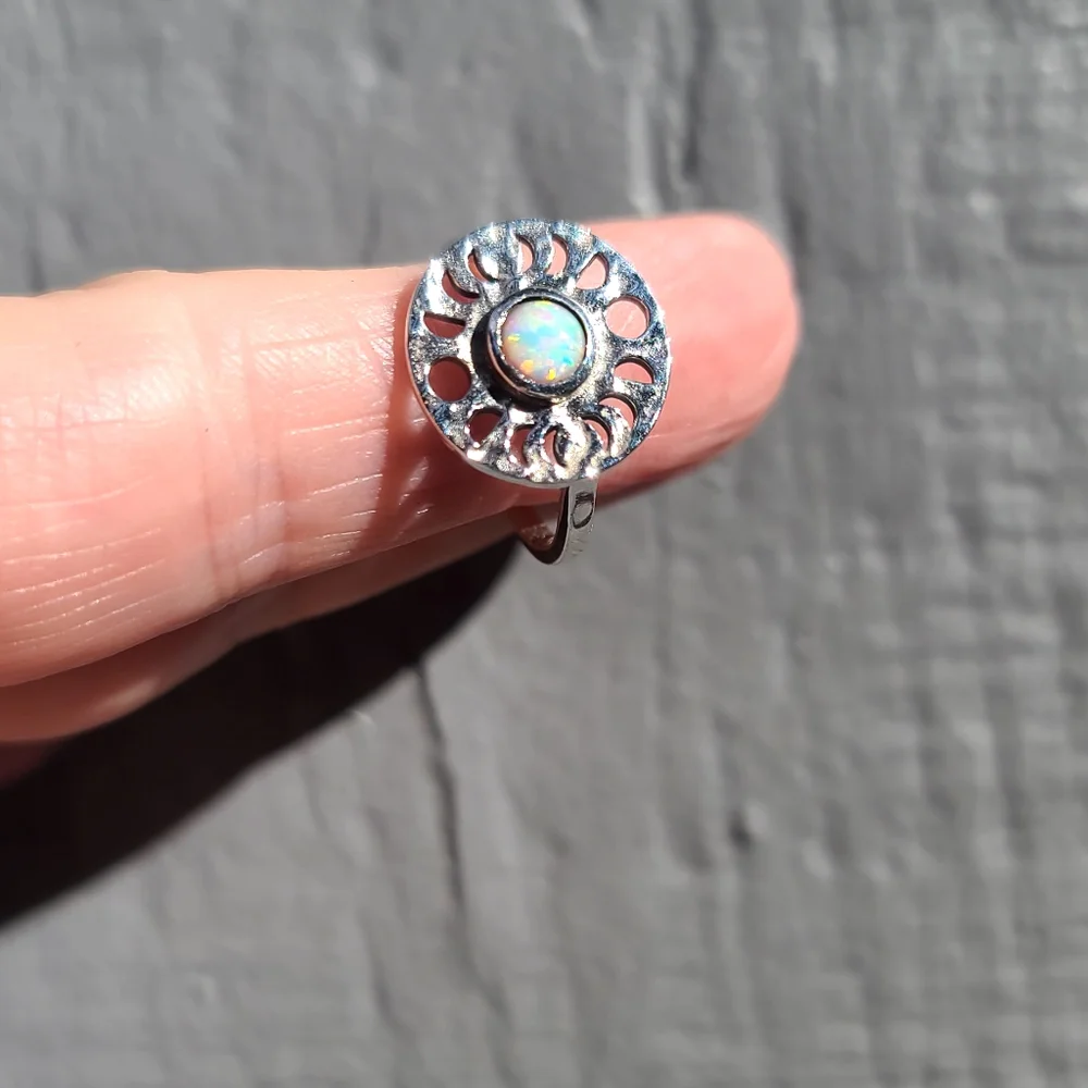 Opal ๐ ๐ ๐ ๐ ๐ ๐ Moonphase Sterling ring sz6.5 - Picture 4 of 6